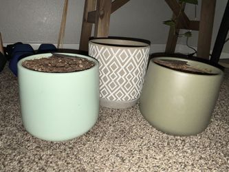 Planting Pots 2 Self Watering 