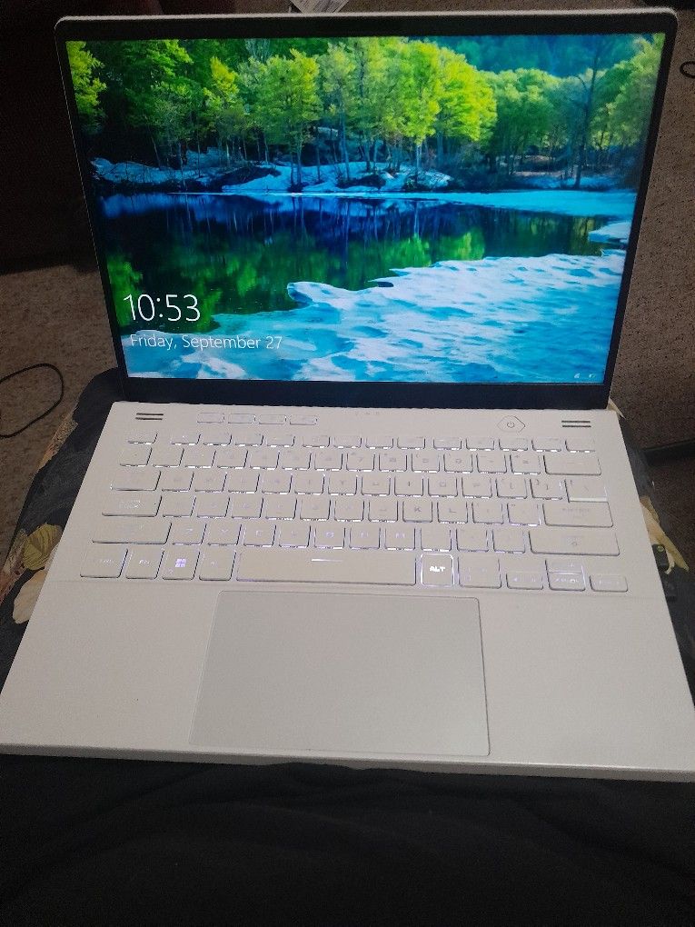 Upgraded ASUS ROG Zephyrus G14 2022