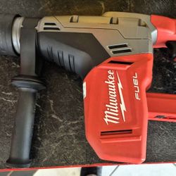 Milwaukee Hammer Drill