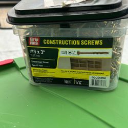 10lb Screws Never Used