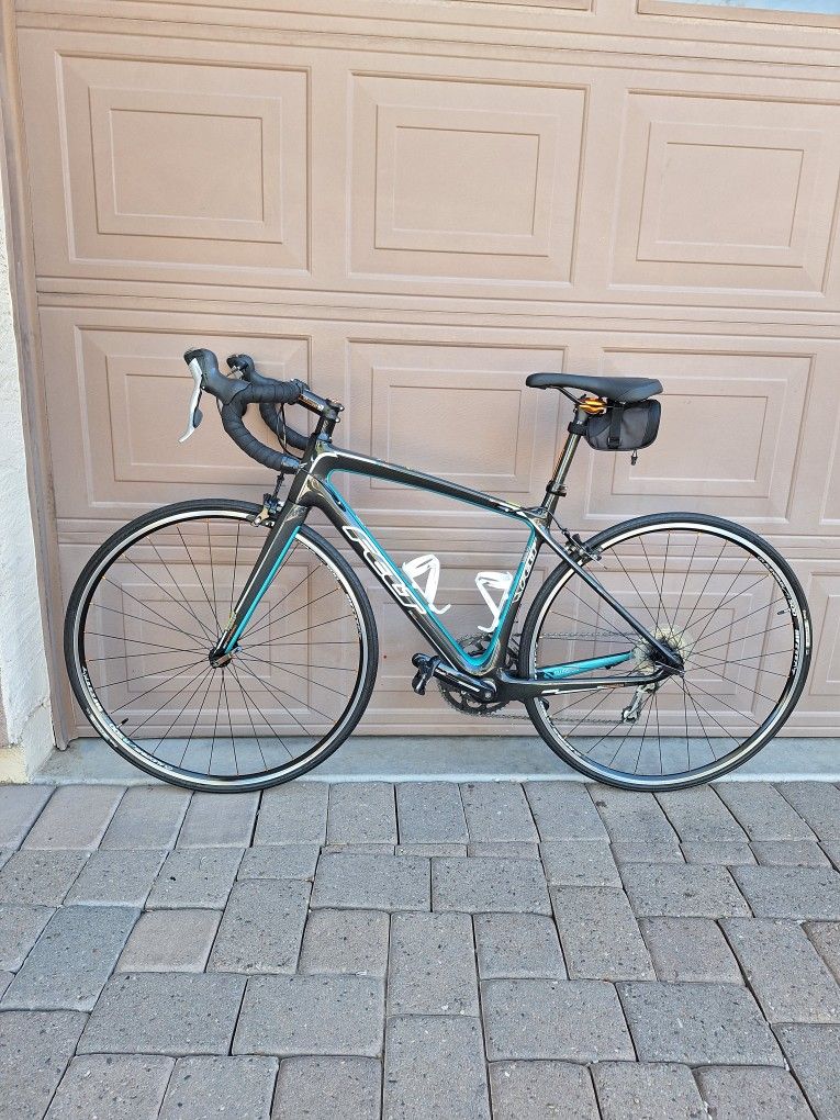 FELT CARBON 50 CM RAOD BIKE LIKE NEW ( CHECK MY OTHER BIKES)