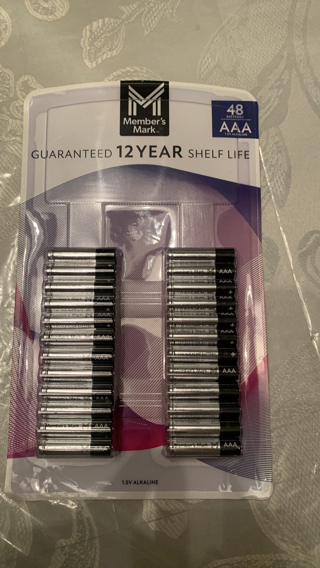BATTERIES MEMBERS MARK AAA