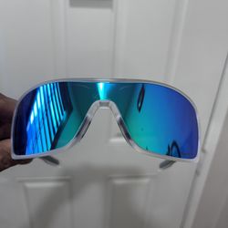 Oakley Sunglasses New In Box