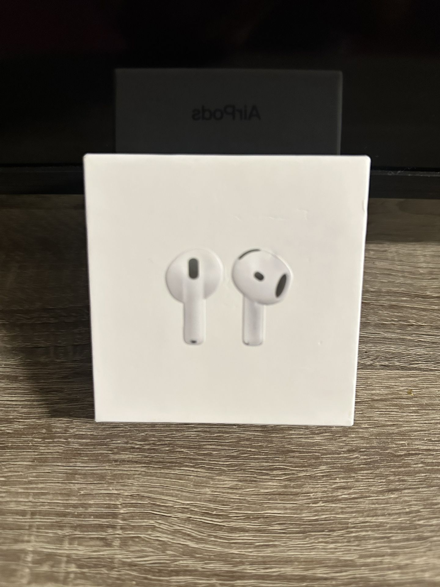 AirPods 4