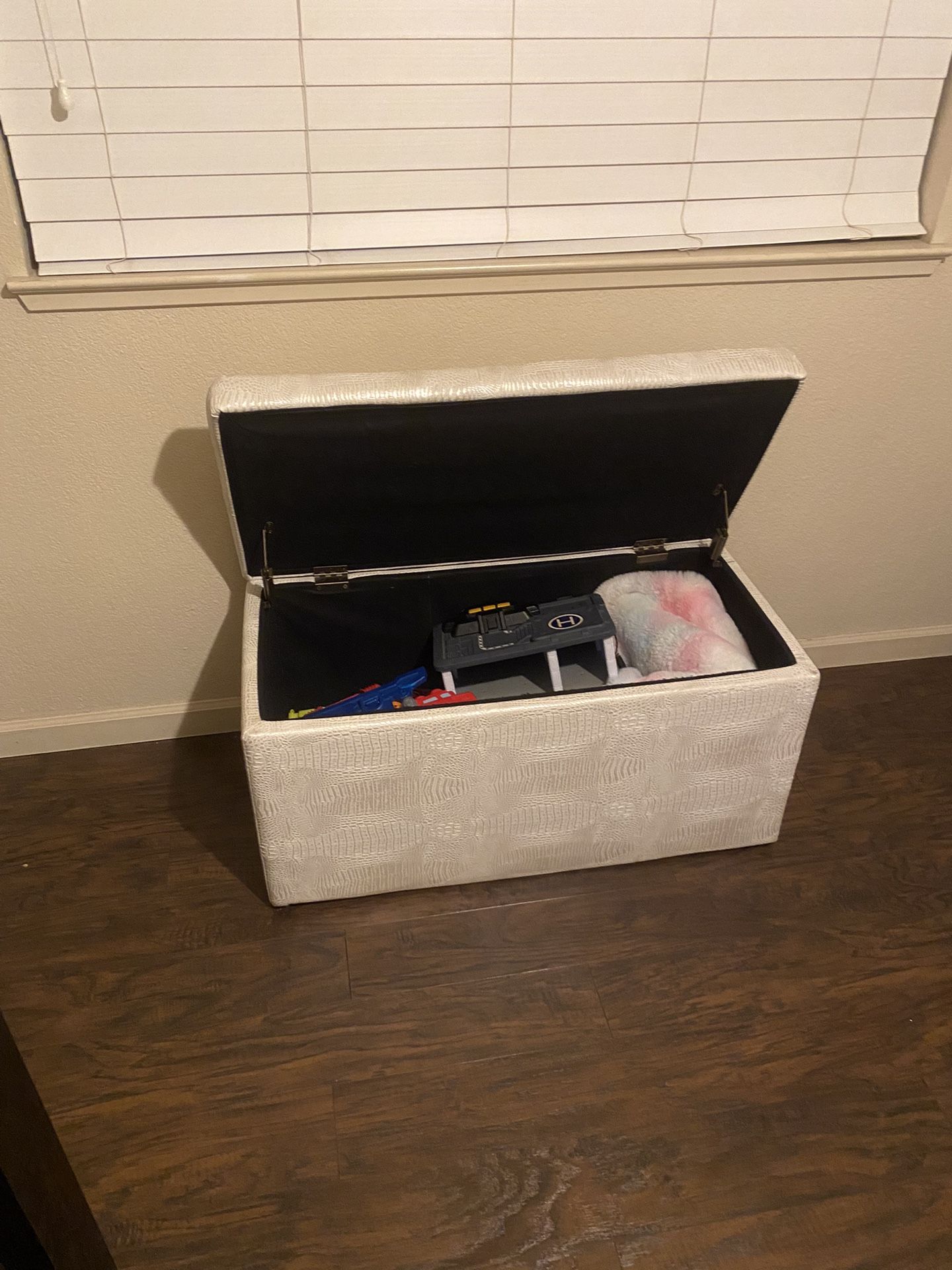 Storage Ottoman