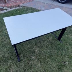 Metal and Formica top desk 