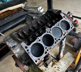 Mopar 318 Block - Stock Bore