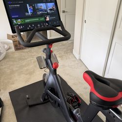 Peloton - like New