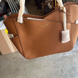 michael kors purse 