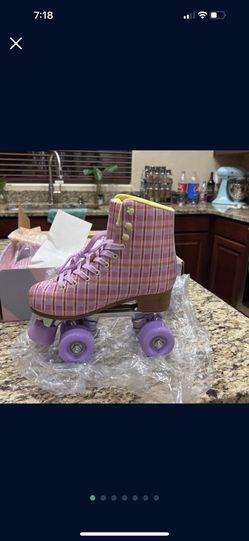 Woman’s Skates Size 5
