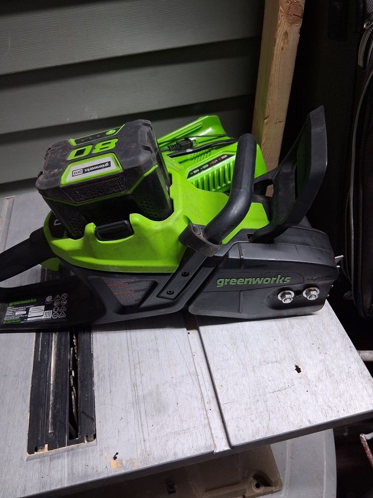 Greenworks Chaing Saw