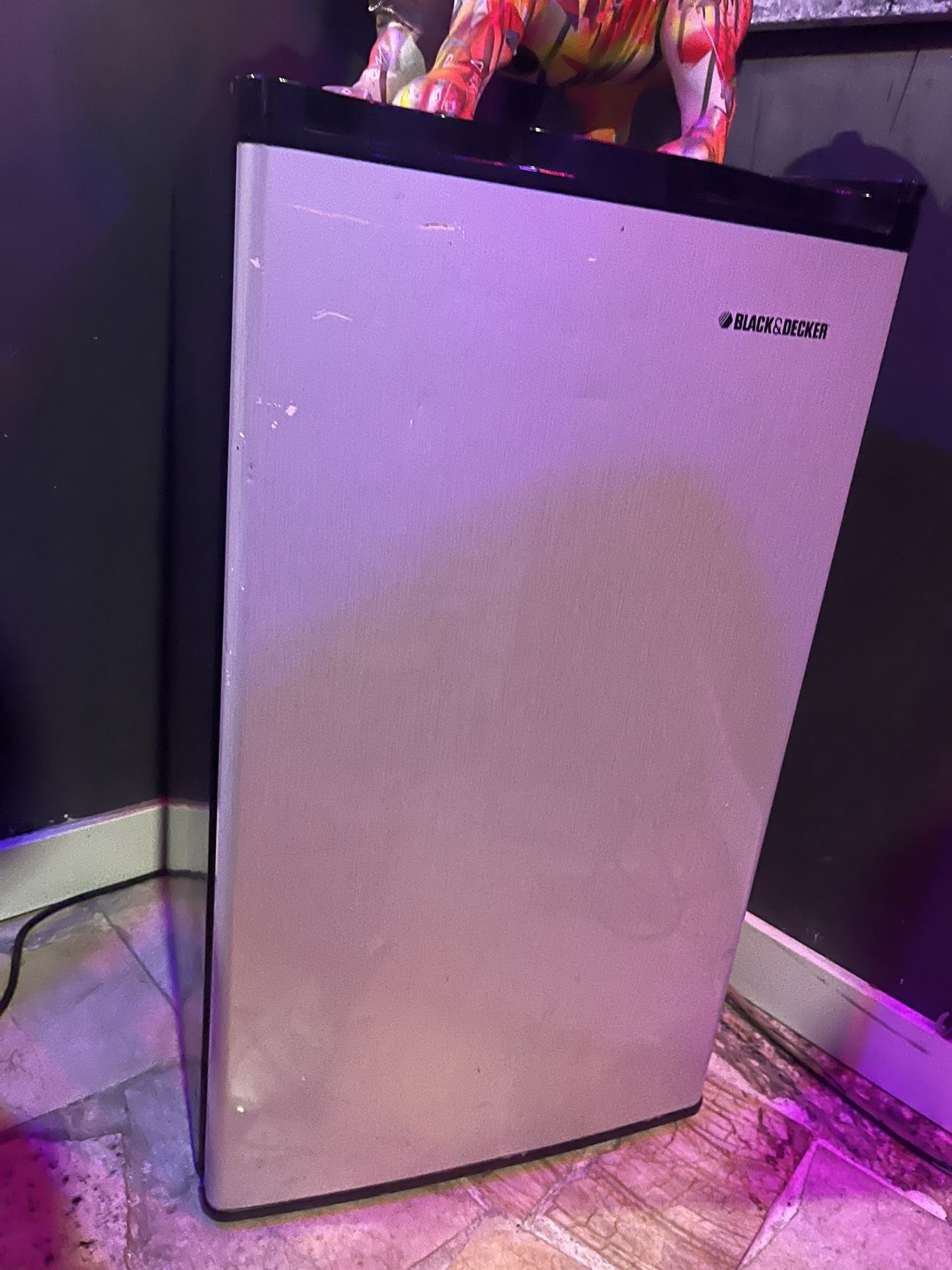 Black And Decker Mini Fridge Works Great Condition