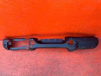 2018 - 2024 JEEP WRANGLER JL Rear Bumper Cover OEM (contact info removed)8AC