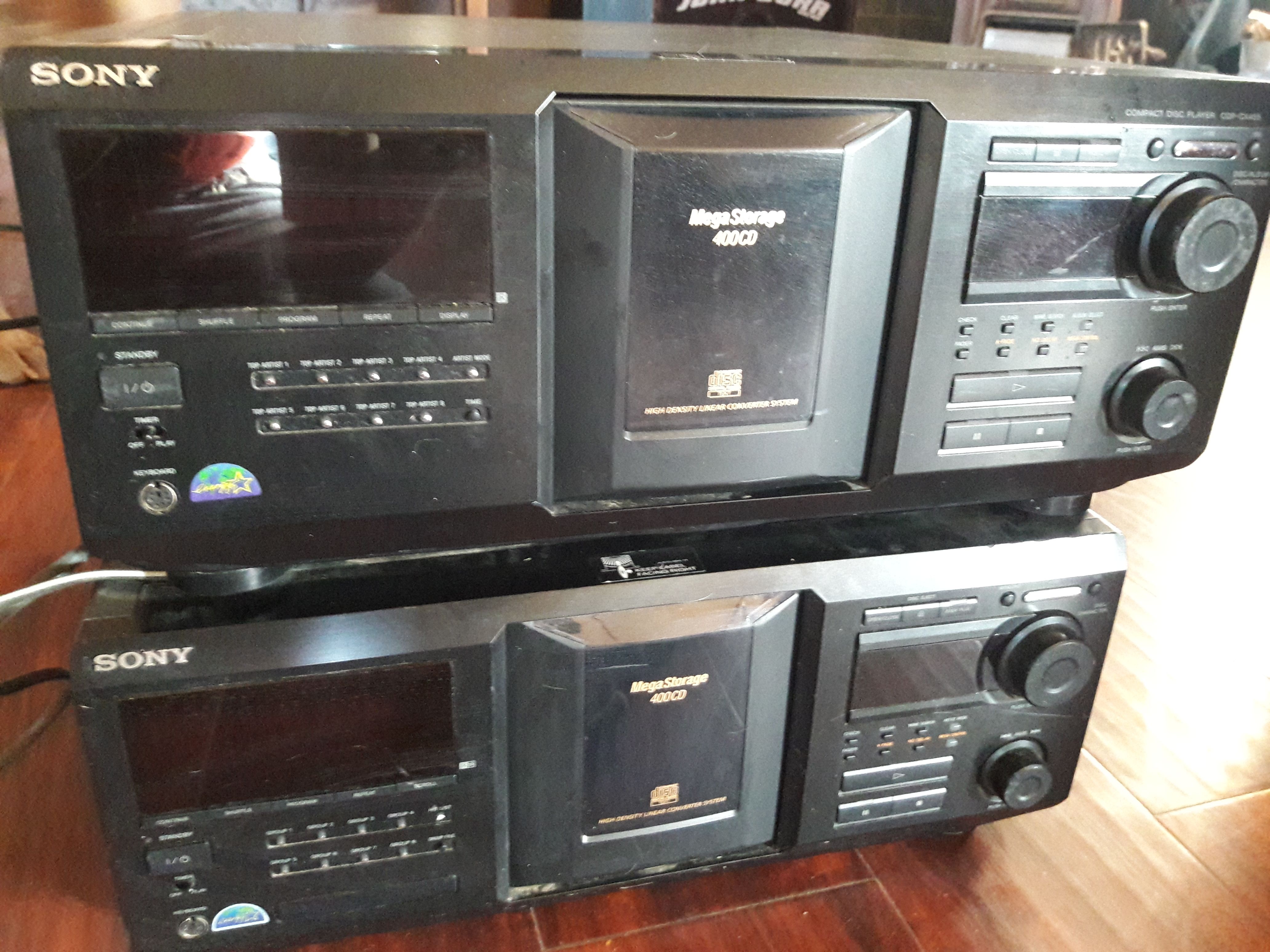 Sony's CDP-CX455 400 Disc MegaStorage® CD Changer