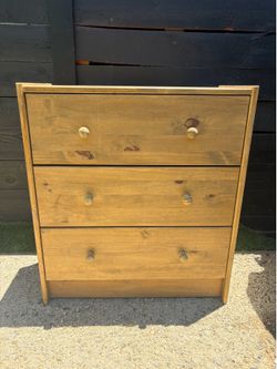 Dresser small