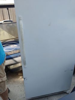 Upright refrigerator only