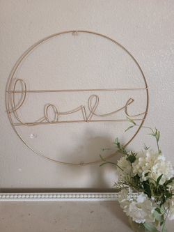 Love Metal wall art