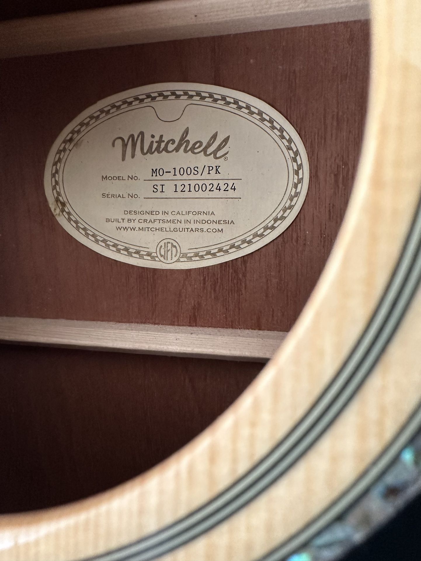 Mitchell Acoustic Guitar With Hard Case
