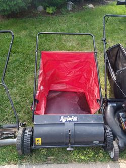 Yard sweeper