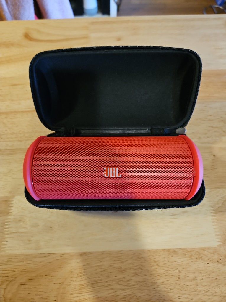 JBL Flip 2 Bluetooth Speaker
