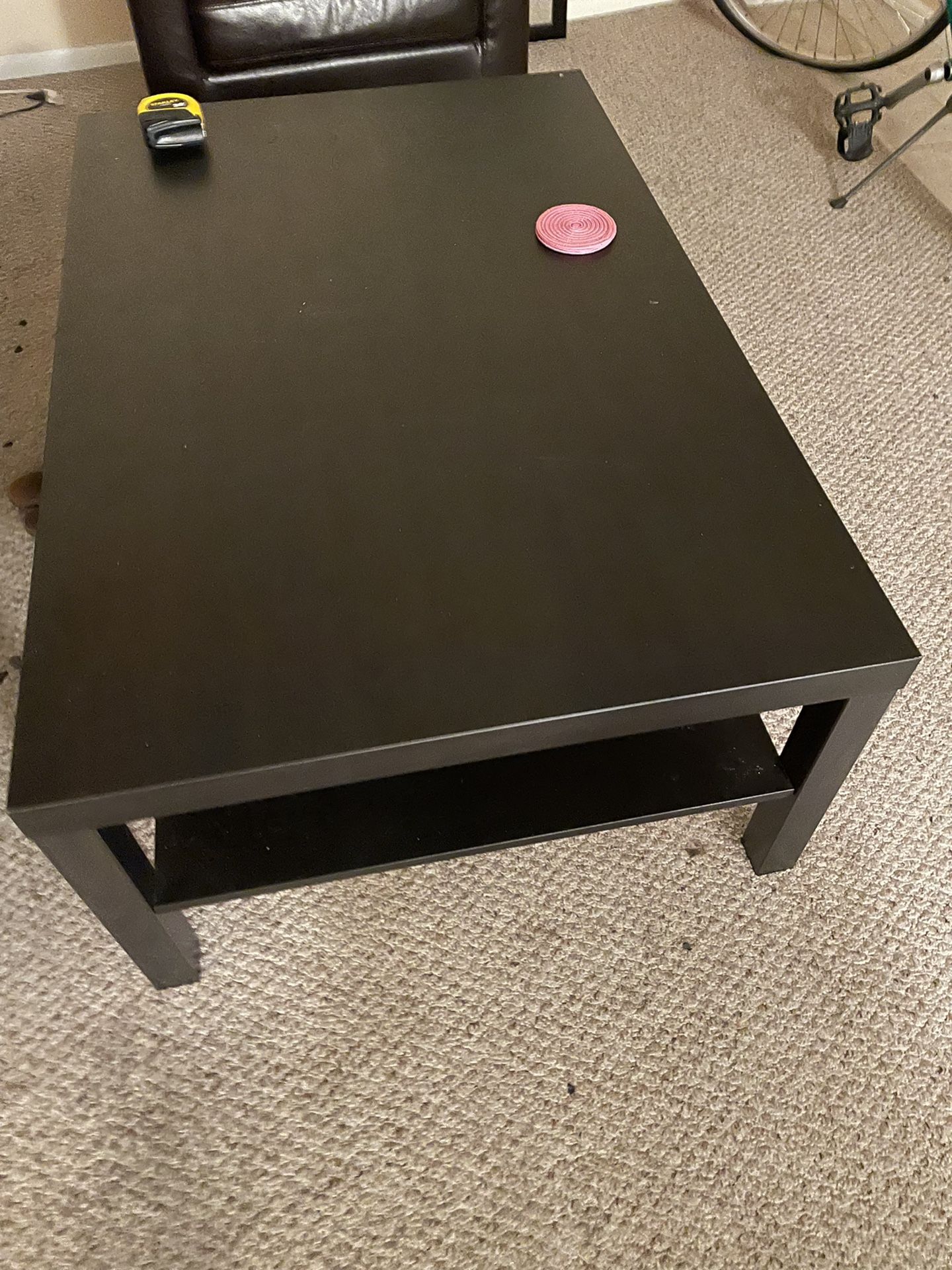 $10 Ikea Coffee Table - Pick Up - Winter Park