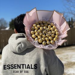 Ferrero Rocher Bouquet Great For Valentine’s Day