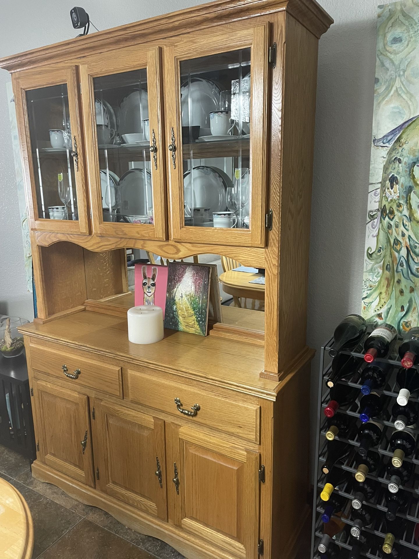 Oak China Cabinet With Mirror And Lighting