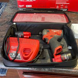 Milwaukee M12 FUEL SURGE 12V Lithium-Ion Brushless Cordless 1/4 in. Hex Impact Driver Compact Kit w/Two 2.0Ah Batteries, Bag