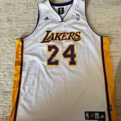 Rare Vintage Adidas Los Angels Lakers Kobe Bryant Jersey Sz XL In Adults, Not Luka, LeBron, Reeves, Magic, Jordan