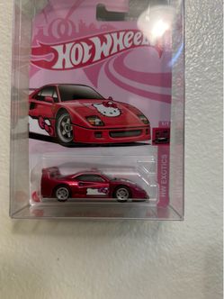 Ferrari F40 competizione custom hello kitty