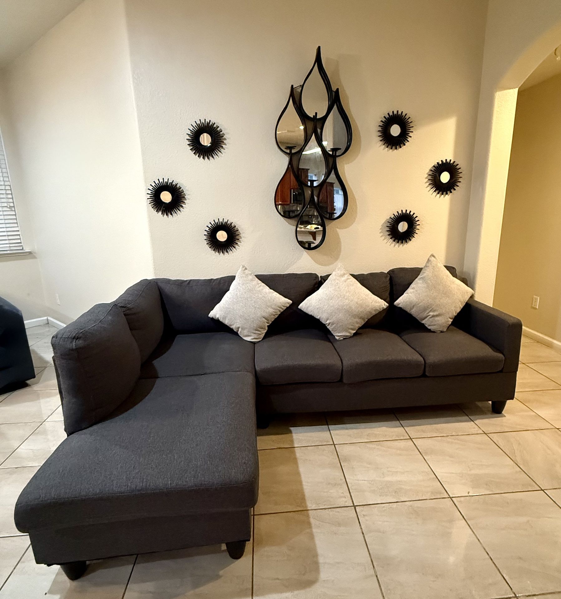 Modern Dark Gray L-Shape Sectional Sofa – Excellent Condition