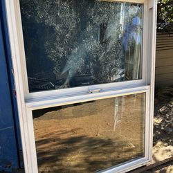 Window Single-hung / 35-3/4”x47-1/2”