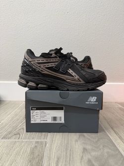 New Balance 1906R  Size 10