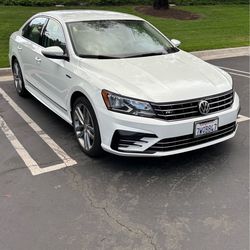 2017 VW Passat R-Line