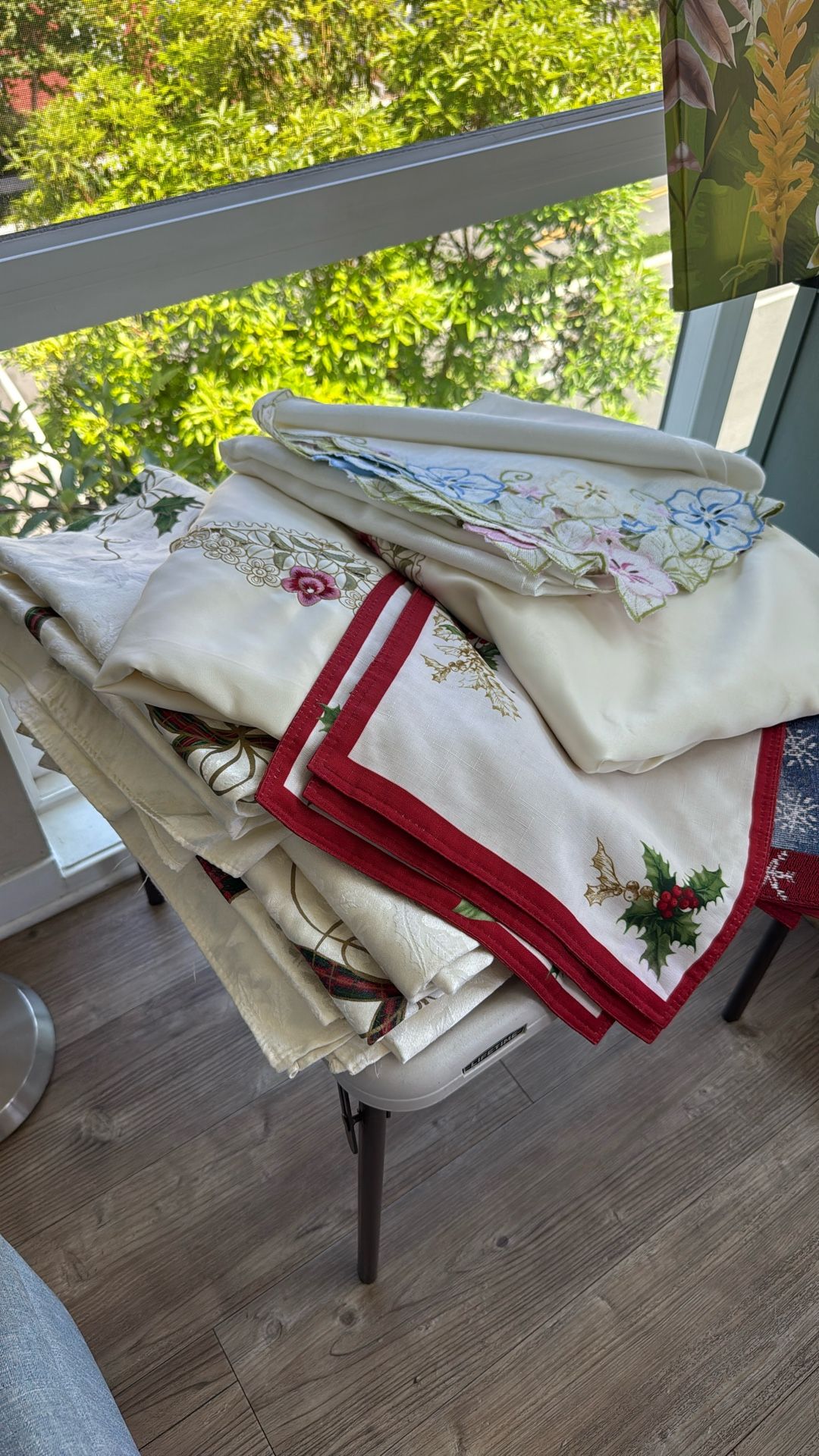 8 Beautiful Clothing