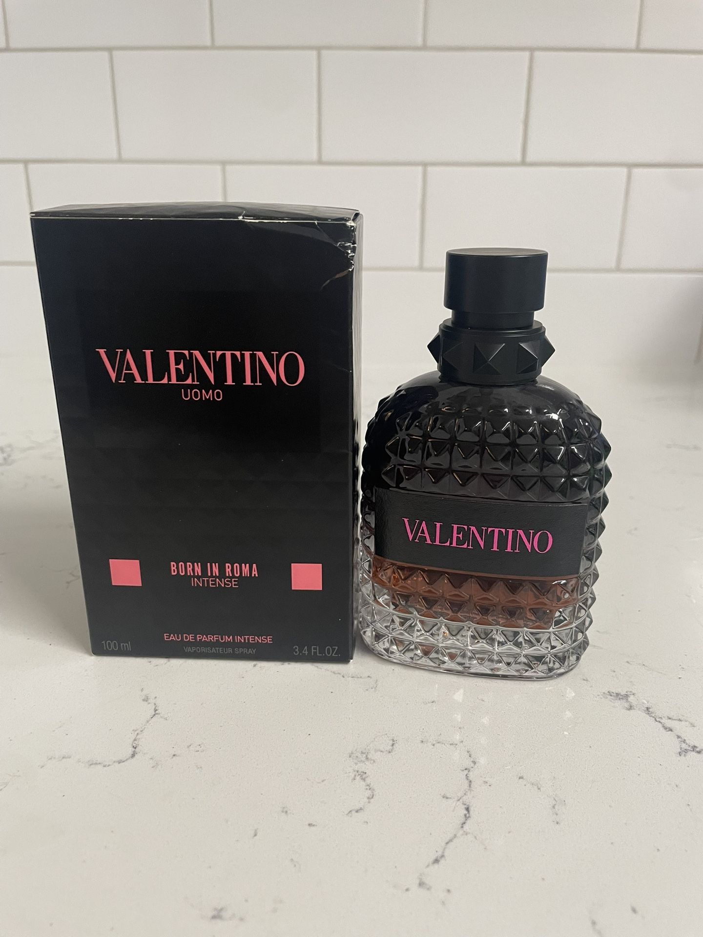 Valentino Born in Roma Intense/Valentino nacido en Roma intenso 100ml