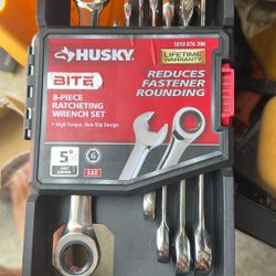 Brand New Ratchet Wrench Set