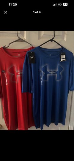 Under Armour T-shirts