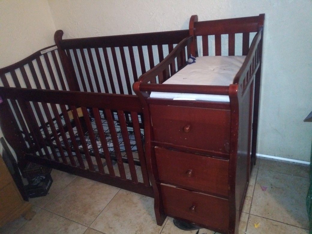Sorelle Tuscany 4-in-1 Convertible Crib & Changer Combo Cherry Sorelle Tuscany 4-in-1 Convertible Crib & Changer Combo Cherry wood