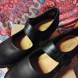 Clarks Mary Jane's Black Shoes Women's 7W
