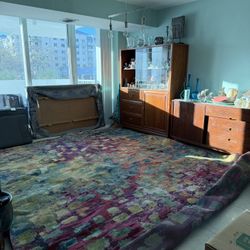 9’X12’ Abstract Rug 