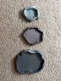 Zoo med reptile dishes