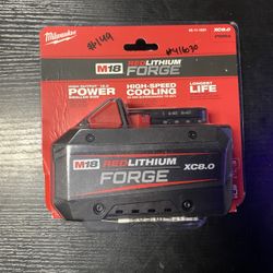 Milwaukee M18 18V Lithium-Ion REDLITHIUM FORGE XC 8.0 Ah Battery Pack