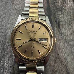 isolation veltalende krigerisk Very Rare, Vintage Seiko Day Date “ James Bond, a View to Kill “ Watch,  SPD094, 6(contact info removed) A4 quartz two-tone watch, with Champaign  Face for Sale in Lakeland, FL - OfferUp