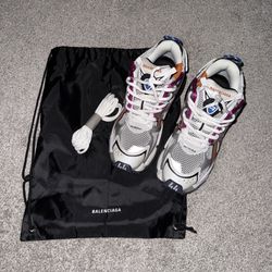balenciaga runners