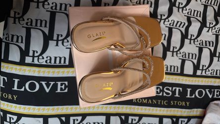Women’s Sandals 👡
