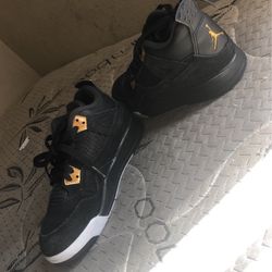 Jordan 4