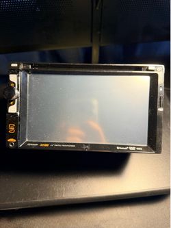 Dual XDVD256BT touchscreen radio Mazda 3 (2004–2009 generation) dash kit/bracket