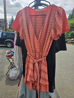 peach dress