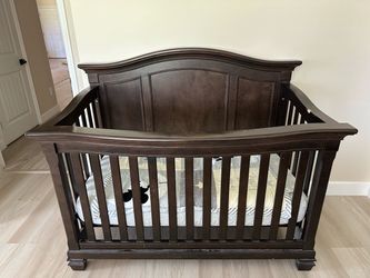 Baby crib